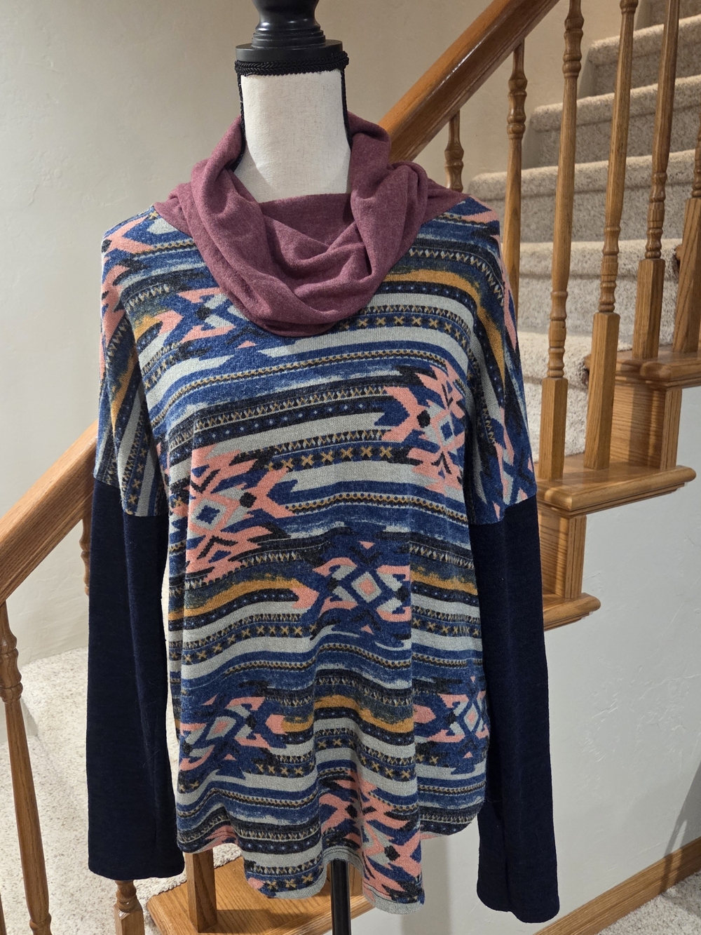Cozy Aztec Patterned Cowl Neck Sweater - Pink & Navy